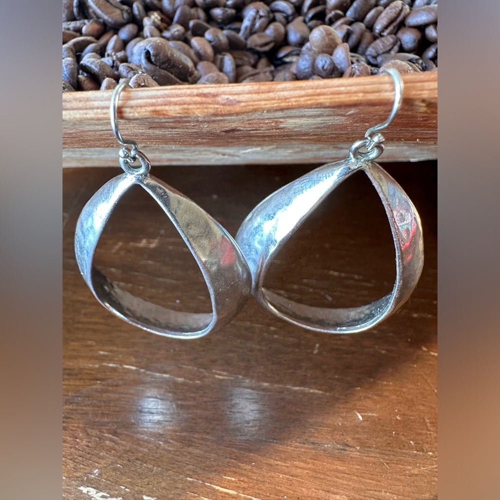 White House Black Market silver hammered large tear drop shape pierced earrings